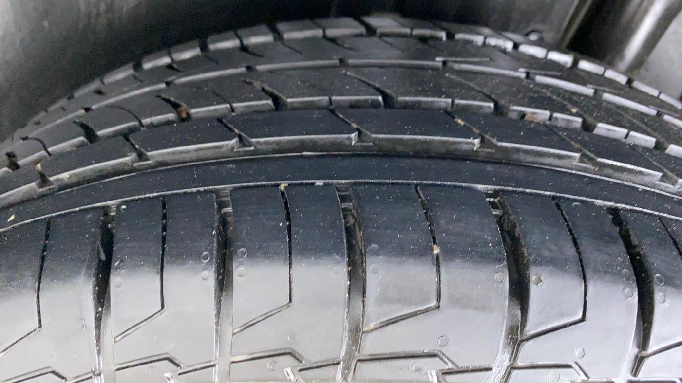 2021 Maruti S Cross SIGMA 1.5, Petrol, Manual, 1,840 km, Left Rear Tyre Tread