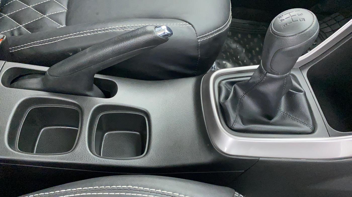 2021 Maruti S Cross SIGMA 1.5, Petrol, Manual, 1,840 km, Gear Lever