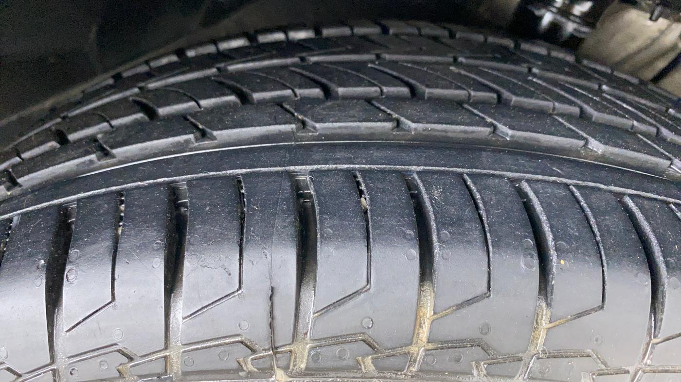 2021 Maruti S Cross SIGMA 1.5, Petrol, Manual, 1,840 km, Right Front Tyre Tread
