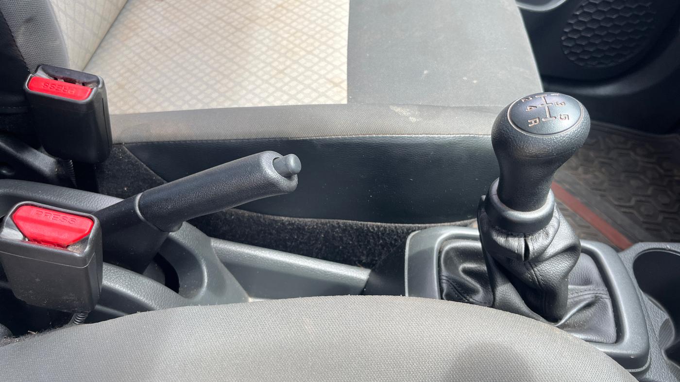 2023 Maruti Alto K10 VXI PLUS, Petrol, Manual, 26,853 km, Gear Lever