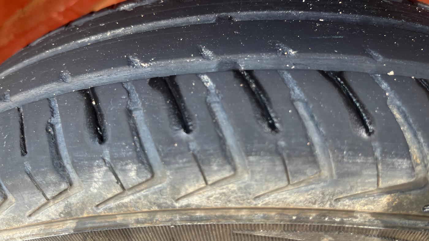 2023 Maruti Alto K10 VXI PLUS, Petrol, Manual, 26,853 km, Right Front Tyre Tread