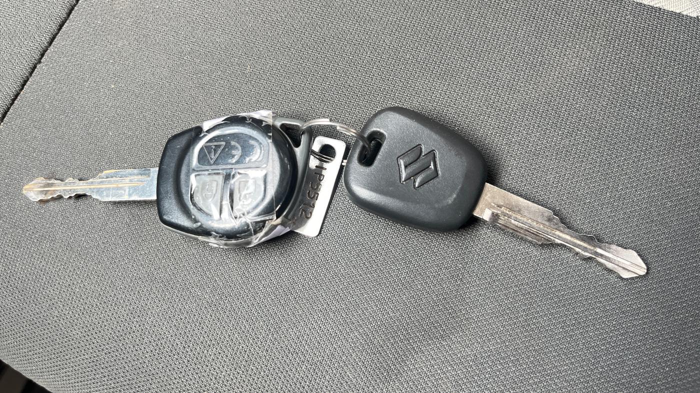 2023 Maruti Alto K10 VXI PLUS, Petrol, Manual, 26,853 km, Key Close Up