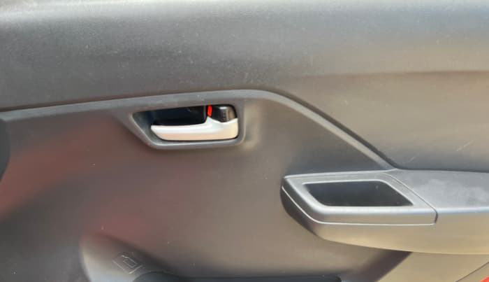 2023 Maruti Alto K10 VXI PLUS, Petrol, Manual, 26,853 km, Driver Side Door Panels Control