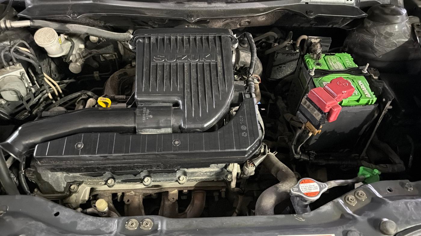 2016 Maruti Swift VXI O, Petrol, Manual, 79,152 km, Engine View