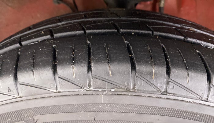 2020 Maruti Alto VXI PLUS, Petrol, Manual, 10,225 km, Left Front Tyre Tread