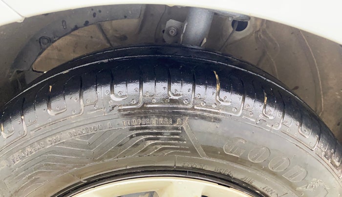 2019 Maruti Swift VXI AMT, Petrol, Automatic, 72,175 km, Left Front Tyre Tread