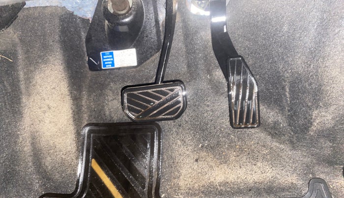 2018 Maruti IGNIS ALPHA 1.2 AMT, Petrol, Automatic, 35,738 km, Pedals