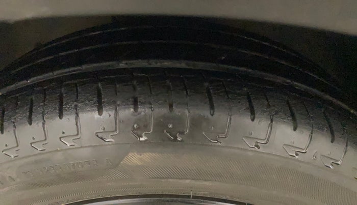 2018 Maruti IGNIS ALPHA 1.2 AMT, Petrol, Automatic, 35,738 km, Left Front Tyre Tread