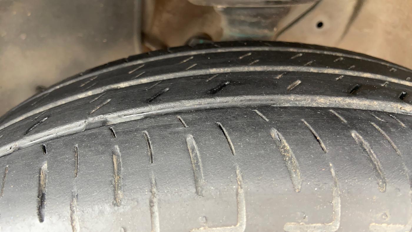 2024 Maruti IGNIS ZETA 1.2 AMT, Petrol, Automatic, 29,025 km, Left Front Tyre Tread