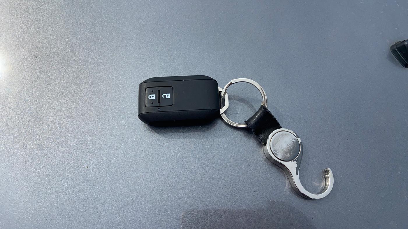 2024 Maruti IGNIS ZETA 1.2 AMT, Petrol, Automatic, 29,025 km, Key Close Up