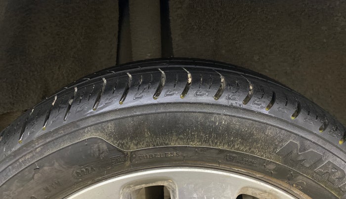 2018 Maruti Baleno ALPHA CVT PETROL 1.2, Petrol, Automatic, 49,217 km, Right Rear Tyre Tread