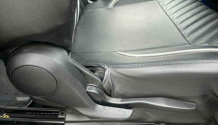 2021 Maruti IGNIS ALPHA 1.2 K12 AMT, Petrol, Automatic, 10,005 km, Driver Side Adjustment Panel