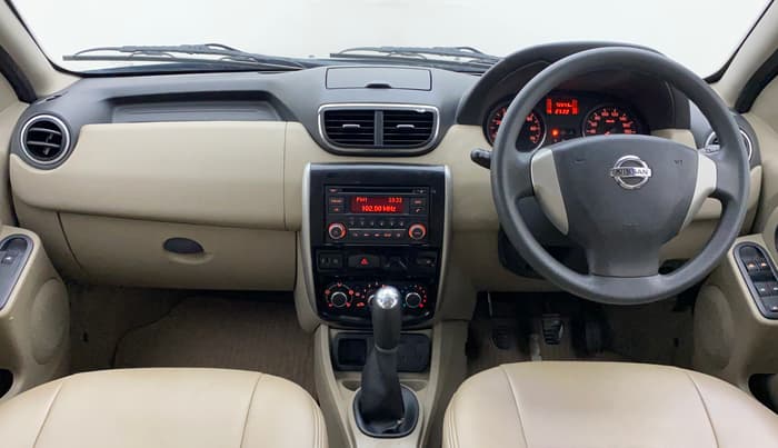 2015 Nissan Terrano XL (P), Petrol, Manual, 72,643 km, Dashboard