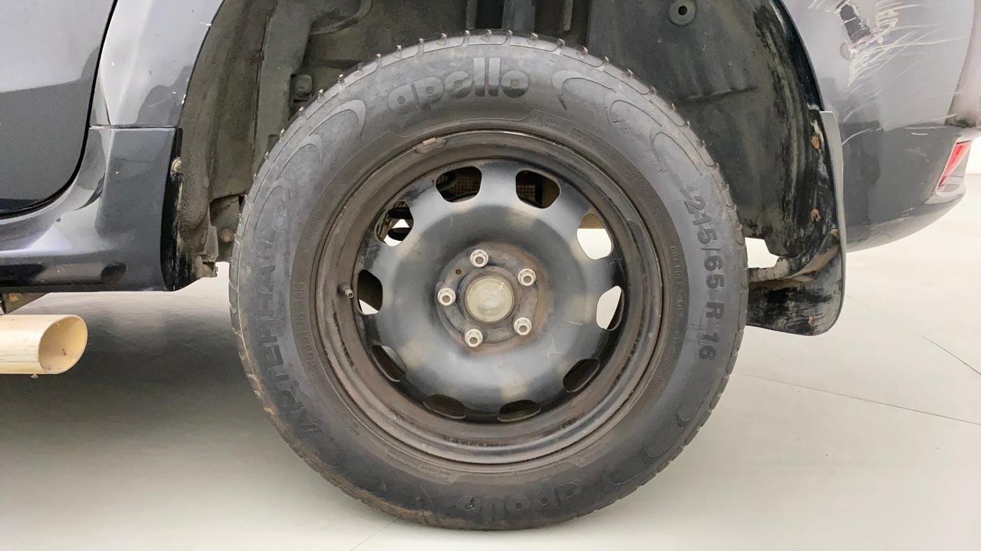 2015 Nissan Terrano XL (P), Petrol, Manual, 72,643 km, Left Rear Wheel
