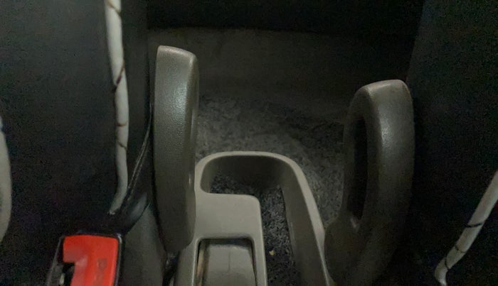 2016 Hyundai i10 MAGNA 1.1, Petrol, Manual, 94,170 km, Driver Side Adjustment Panel