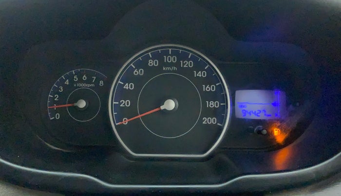 2016 Hyundai i10 MAGNA 1.1, Petrol, Manual, 94,170 km, Odometer Image