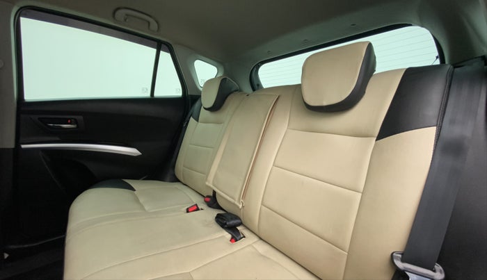 2017 Maruti S Cross ZETA SHVS, Diesel, Manual, 63,241 km, Right Side Rear Door Cabin