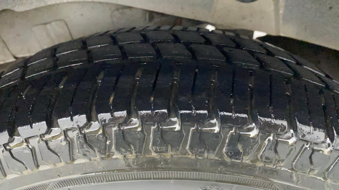 2014 Hyundai Santro Xing GLS PLUS AUDIO, CNG, Manual, 1,09,048 km, Right Rear Tyre Tread