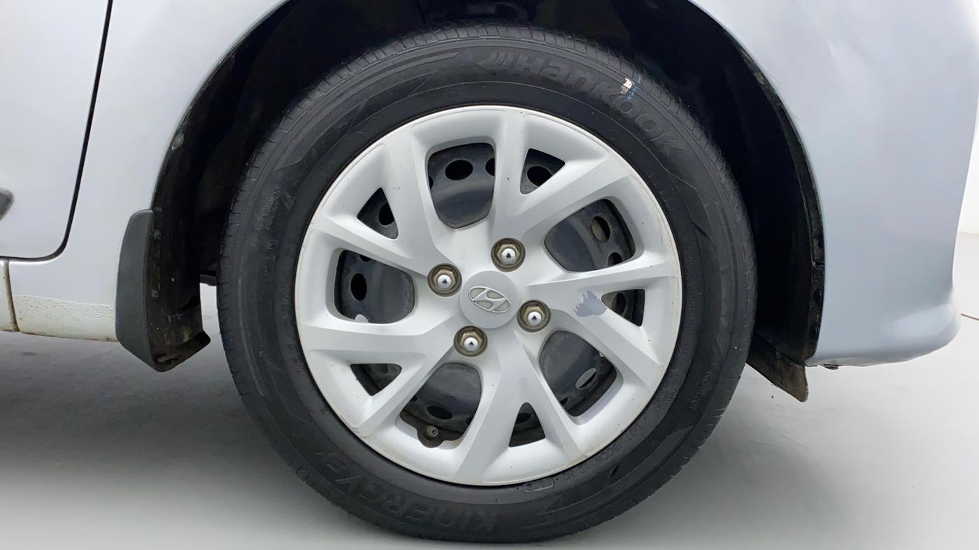 2019 Hyundai Grand i10 MAGNA CNG, CNG, Manual, 44,751 km, Right Front Wheel