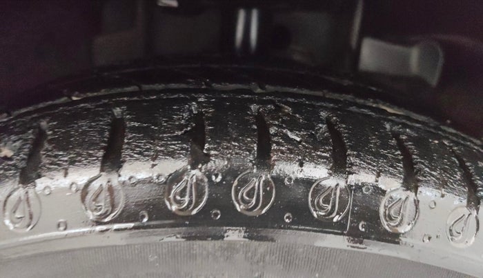 2020 Tata Tiago XT PETROL, Petrol, Manual, 20,855 km, Right Front Tyre Tread