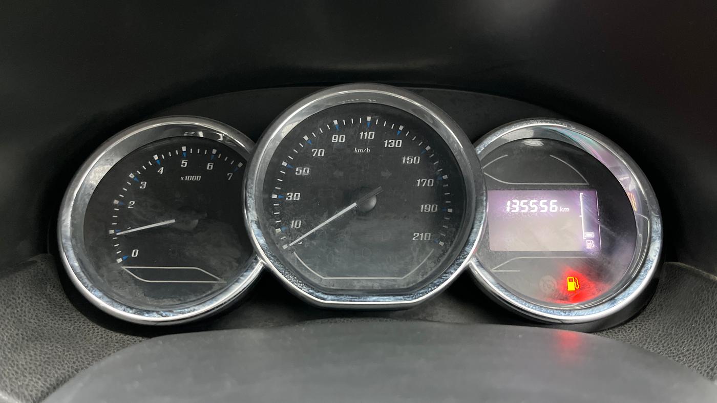 2021 Renault Duster RXS 1.5 PETROL MT, Petrol, Manual, 1,35,537 km, Odometer Image
