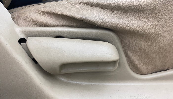 2016 Maruti Swift Dzire LXI (O), Petrol, Manual, 72,457 km, Driver Side Adjustment Panel