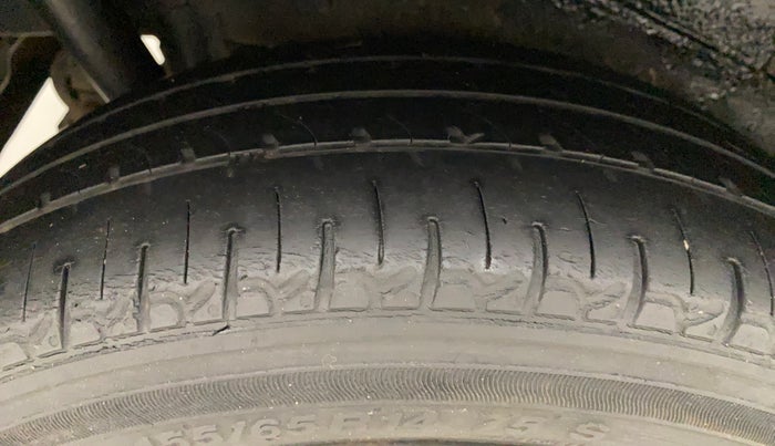 2014 Maruti Wagon R 1.0 VXI, Petrol, Manual, 84,516 km, Right Rear Tyre Tread