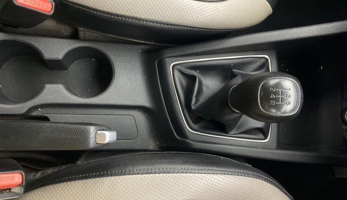 2017 Hyundai Elite i20 ASTA 1.2, Petrol, Manual, 47,559 km, Gear Lever