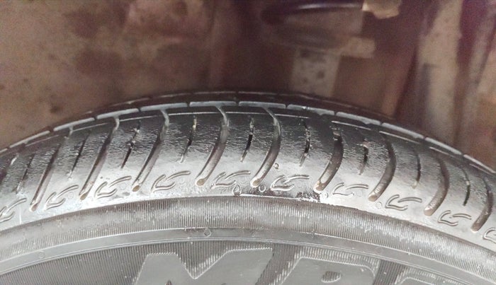 2024 Tata Tiago XTA PETROL, Petrol, Automatic, 35,199 km, Left Rear Tyre Tread