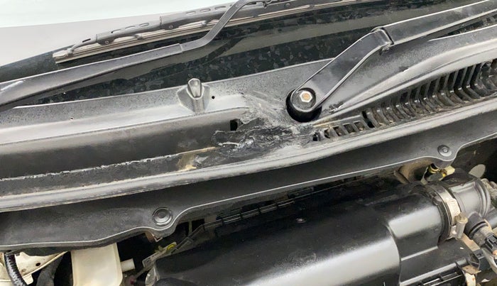 2017 Maruti Baleno DELTA PETROL 1.2, Petrol, Manual, 27,464 km, Bonnet (hood) - Cowl vent panel has minor damage