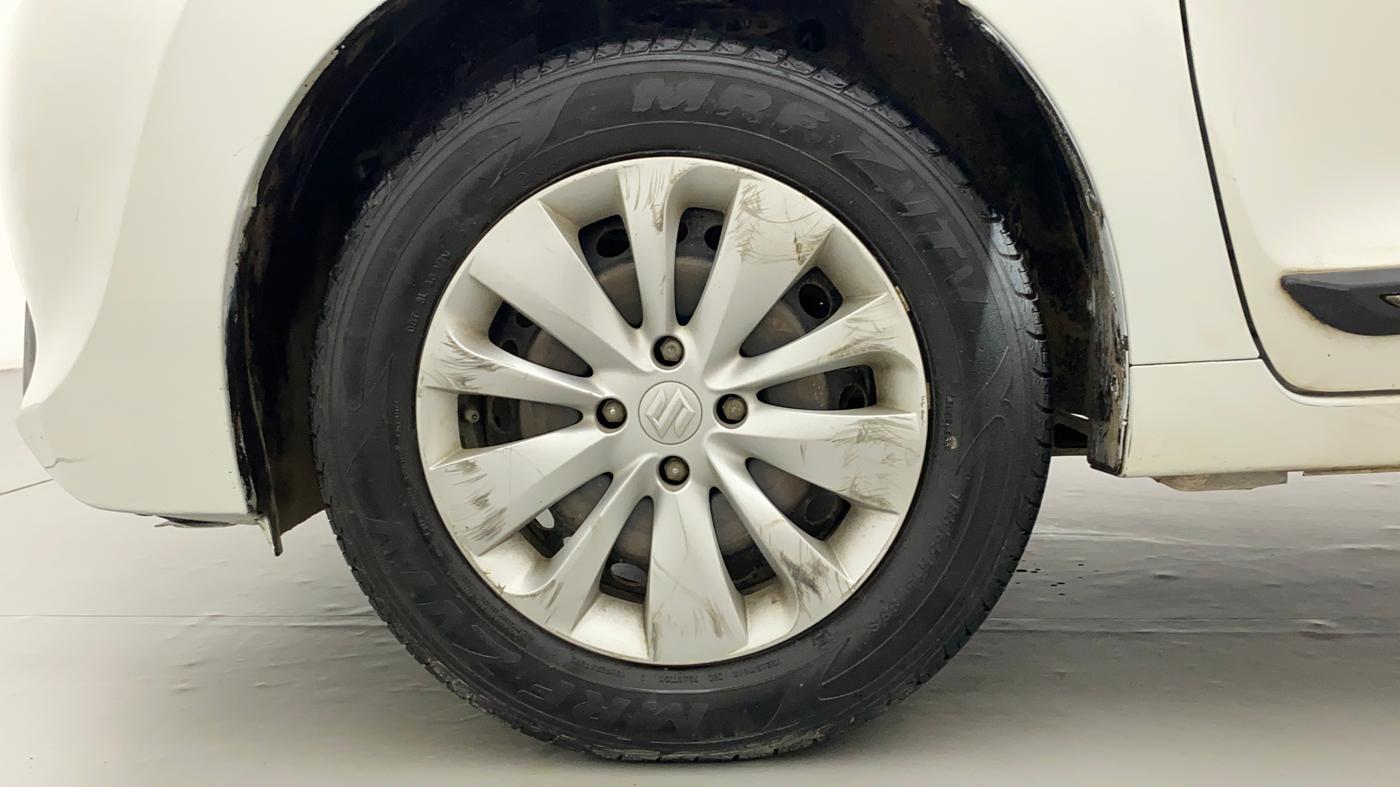 2017 Maruti Baleno DELTA PETROL 1.2, Petrol, Manual, 27,464 km, Left Front Wheel