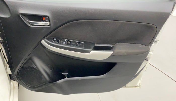 2017 Maruti Baleno DELTA PETROL 1.2, Petrol, Manual, 27,464 km, Driver Side Door Panels Control