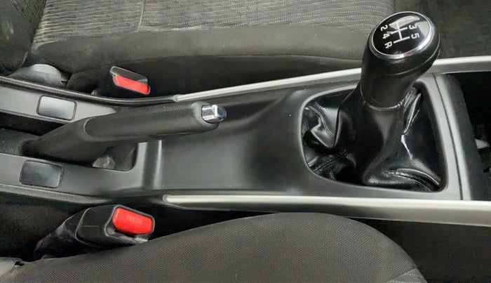 2017 Maruti Baleno DELTA PETROL 1.2, Petrol, Manual, 27,464 km, Gear Lever