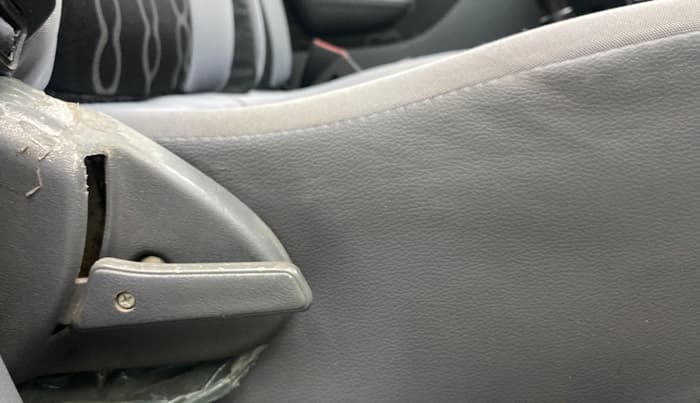 2015 Maruti Alto 800 LXI, Petrol, Manual, 78,352 km, Driver Side Adjustment Panel