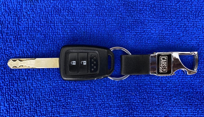 2018 Honda WR-V 1.2 i-VTEC S MT, Petrol, Manual, 13,203 km, Key Close Up