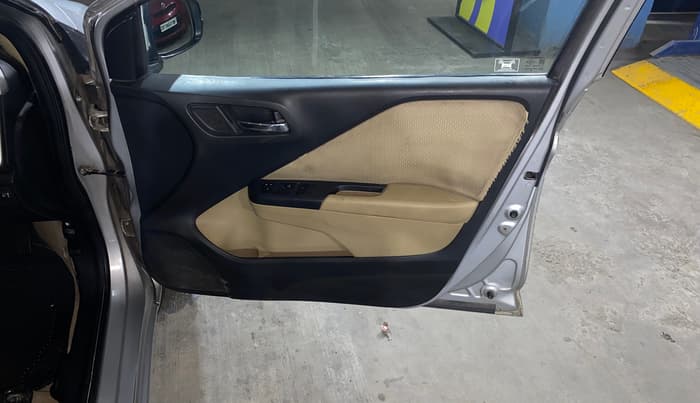 2018 Honda City 1.5L I-VTEC SV, Petrol, Manual, 44,401 km, Driver Side Door Panels Control