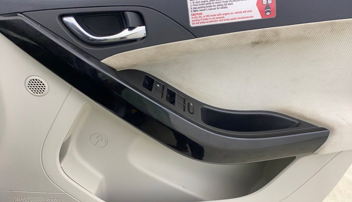 2021 Tata NEXON XZA PLUS PETROL, Petrol, Automatic, 13,181 km, Driver Side Door Panels Control