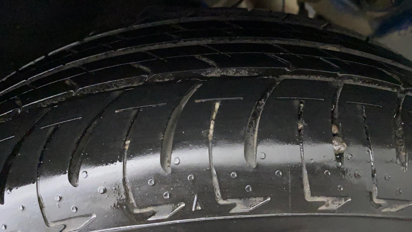 2017 Ford Ecosport 1.5 TITANIUM PLUS TI VCT AT, Petrol, Automatic, 10,436 km, Left Rear Tyre Tread