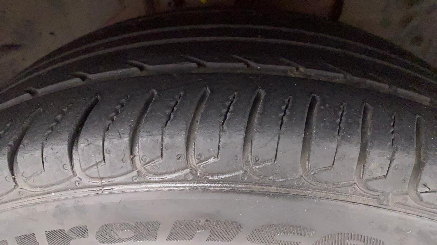 2018 Ford Ecosport TITANIUM 1.5L DIESEL, Diesel, Manual, 73,250 km, Right Front Tyre Tread