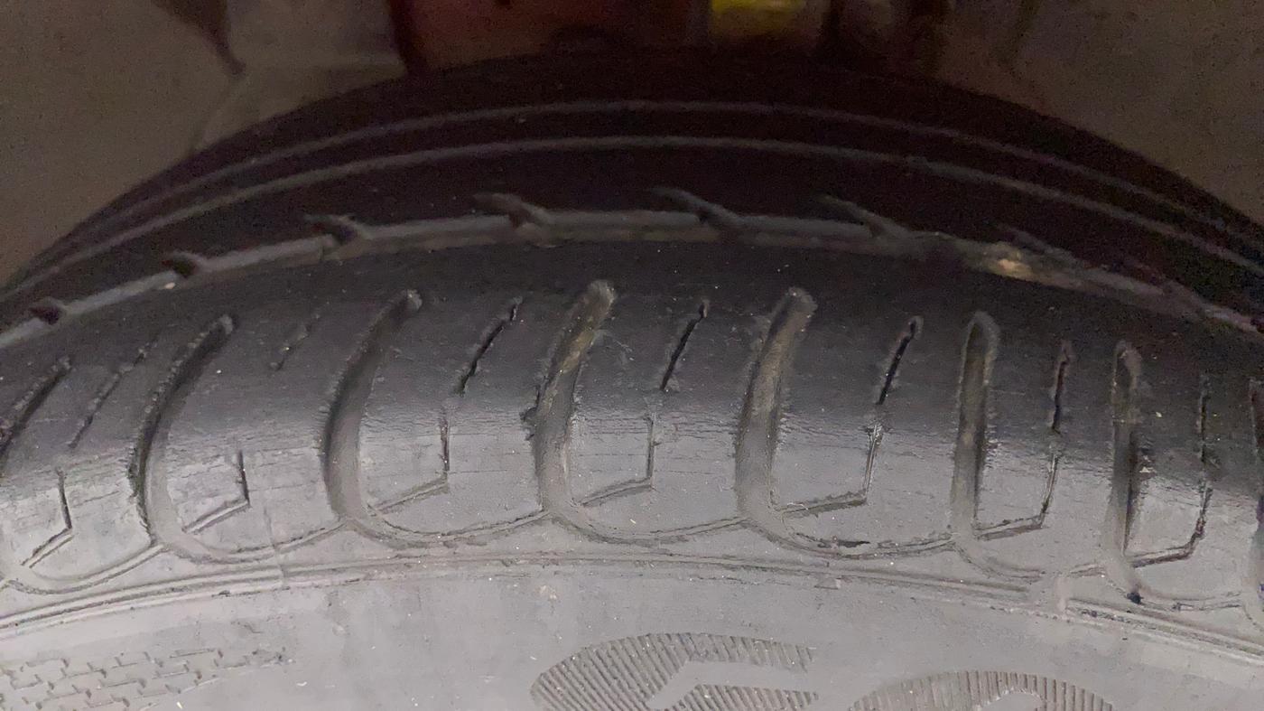 2018 Ford Ecosport TITANIUM 1.5L DIESEL, Diesel, Manual, 73,250 km, Left Front Tyre Tread
