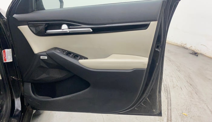 2020 KIA SELTOS HTX PLUS 1.5 DIESEL, Diesel, Manual, 73,462 km, Driver Side Door Panels Control