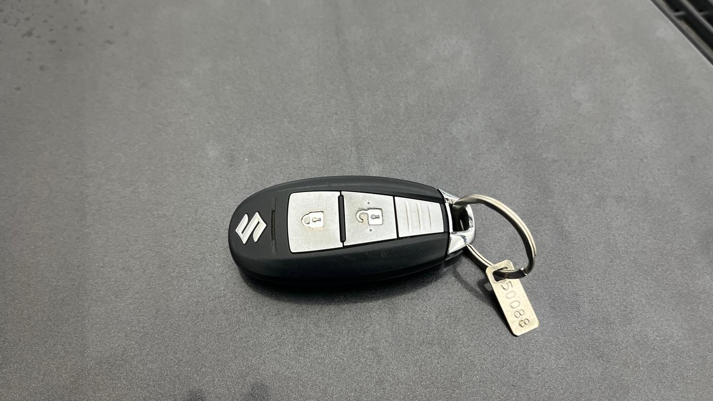 2018 Maruti Ertiga ZXI+, Petrol, Manual, 50,714 km, Key Close Up