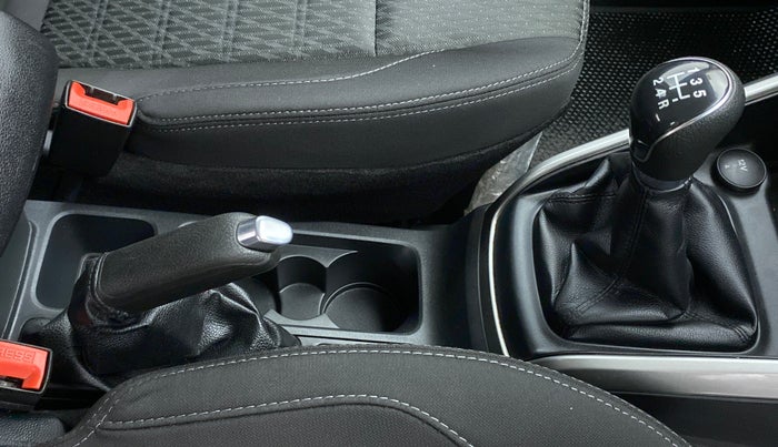 2018 Ford Ecosport 1.5 TITANIUM TI VCT, Petrol, Manual, 17,239 km, Gear Lever