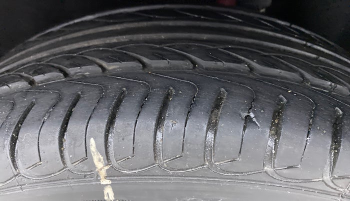 2018 Ford Ecosport 1.5 TITANIUM TI VCT, Petrol, Manual, 17,239 km, Left Rear Tyre Tread