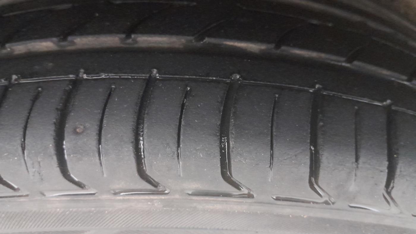 2015 Hyundai Elite i20 SPORTZ 1.2 (O), Petrol, Manual, 99,365 km, Right Rear Tyre Tread