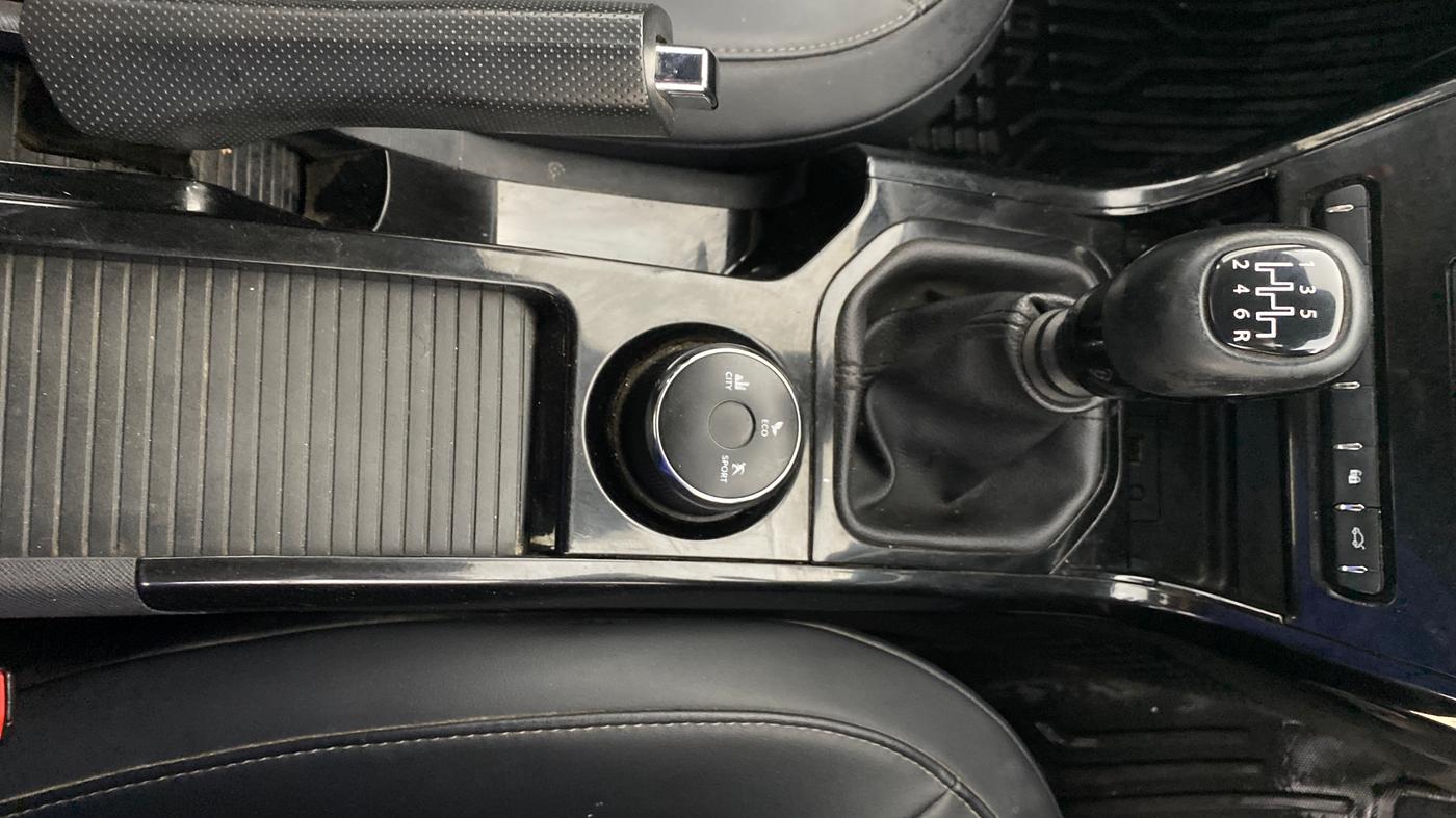 2023 Tata NEXON XZ PLUS PETROL SUNROOF DARK EDITION, Petrol, Manual, 46,428 km, Gear Lever