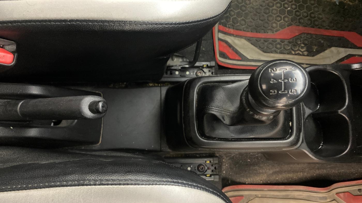 2019 Maruti S PRESSO VXI+, Petrol, Manual, 1,34,696 km, Gear Lever