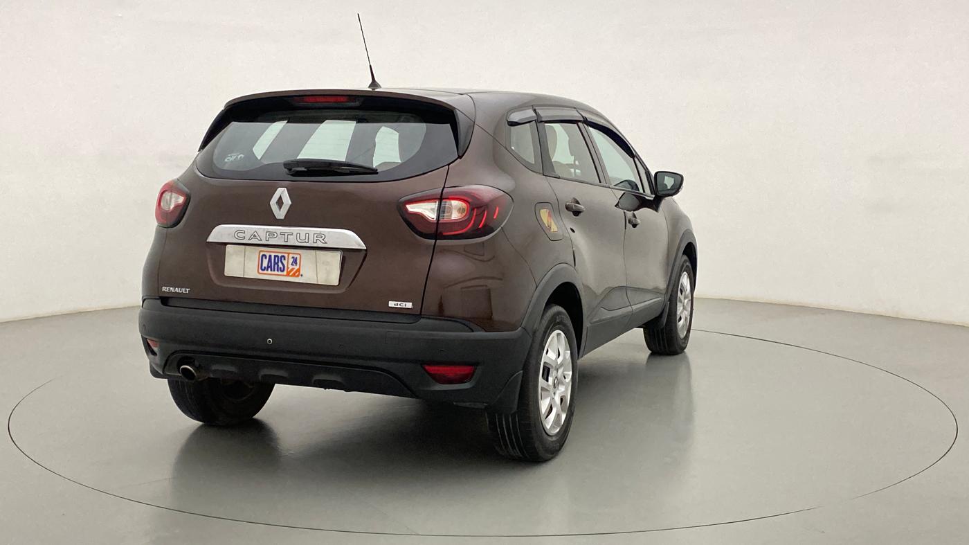 2018 Renault Captur RXE diesel (MT), Diesel, Manual, 40,592 km, Right Back Diagonal