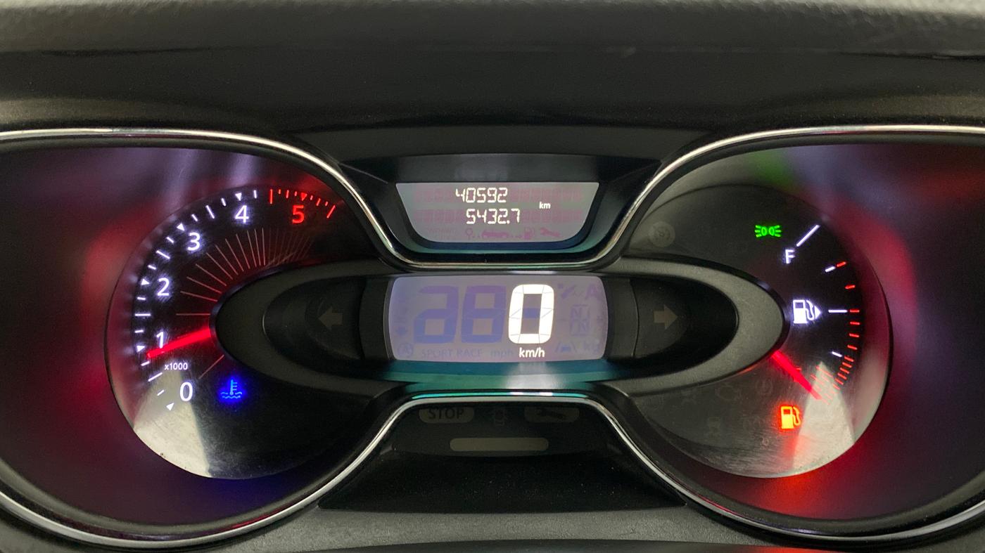 2018 Renault Captur RXE diesel (MT), Diesel, Manual, 40,592 km, Odometer Image