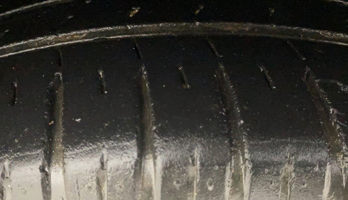 2018 Hyundai Verna 1.6 VTVT SX (O) AT, Petrol, Automatic, 35,556 km, Right Front Tyre Tread